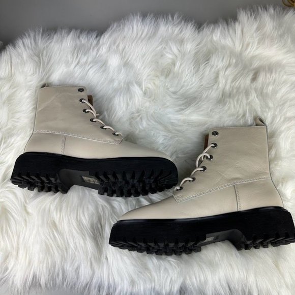 Madewell The Rayna Lace-Up Boot in Leather in White - Picture 7 of 8